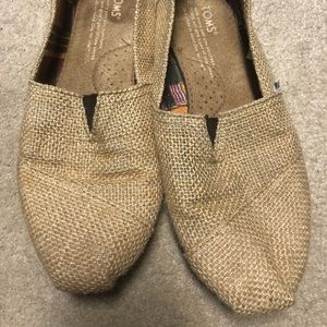 Women’s Toms size 10